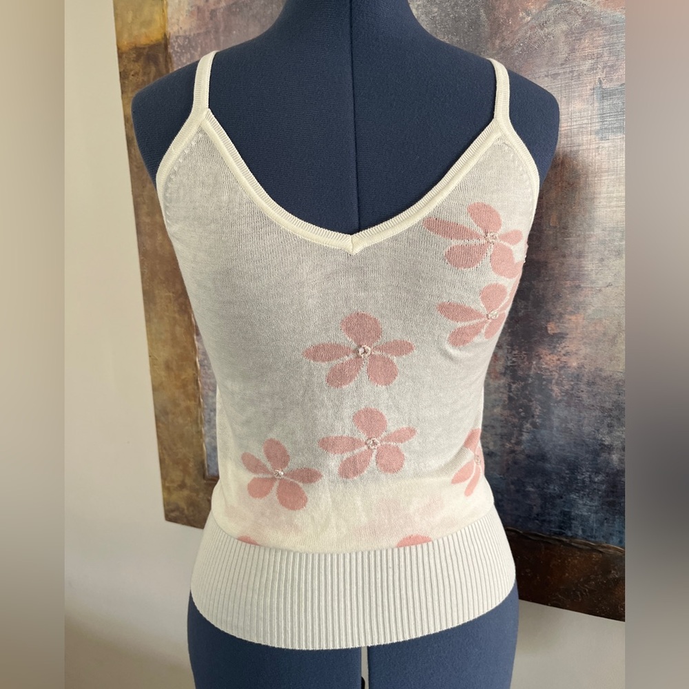 Adorable knit Tank